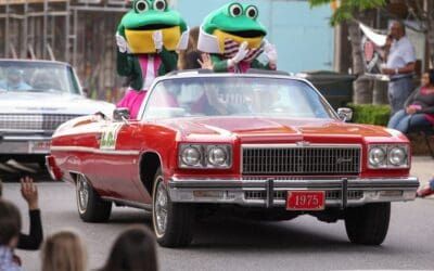 Register Today for the Come-See-Me Festival Parade!
